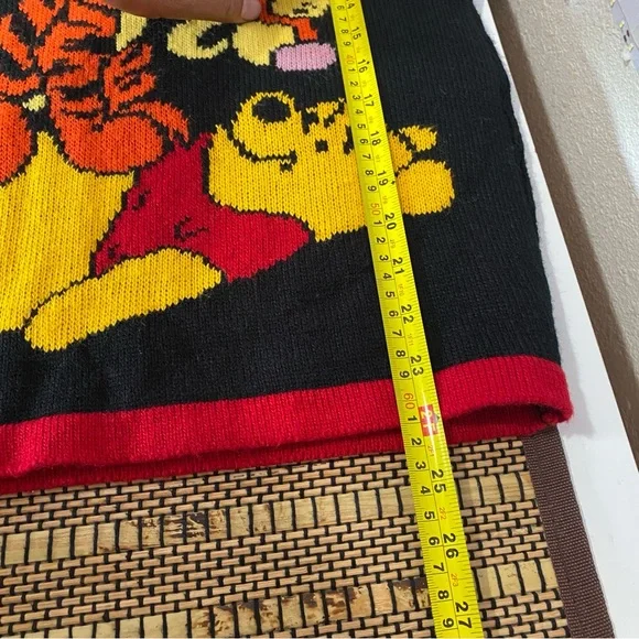 Vintage Disney‎ Winnie the Pooh Tigger Sweater Black Knit 90s Unisex Small/Med - Picture 8 of 8